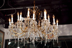 18 Lite Brass And Crystal Chandelier