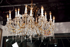 18 Lite Brass And Crystal Chandelier