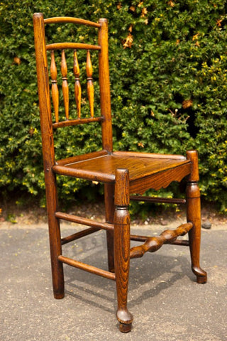 Set Of 8 Oak Spindleback Farmhouse Chairs